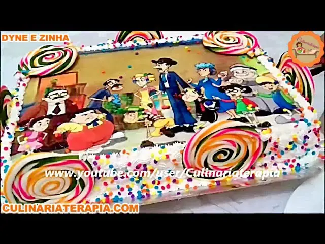 Video thumbnail for Bolo de Aniversário da Turma do Chaves - Bolo de Chocolate Super Recheado Ensinado por Especialista