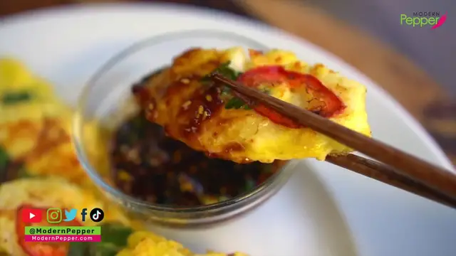 'Video thumbnail for 3 EASY Korean Pancake Dipping Sauce Recipe SECRET to DELICIOUS Korean Pancakes at home 간장양념장 3종(720P HD)'