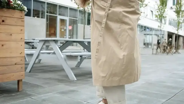 Video thumbnail for 2796080-sd_640_360_25fps