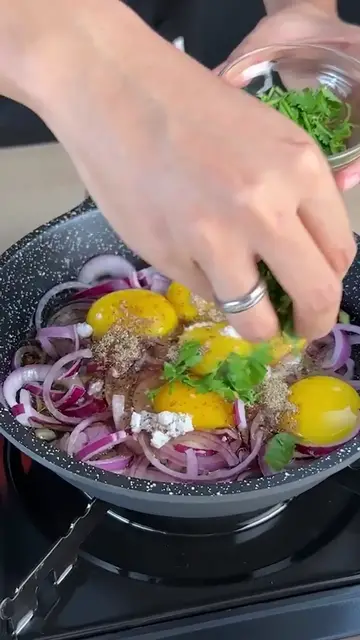 Video thumbnail for I added eggs to the onion and I was surprised  (720P HD)