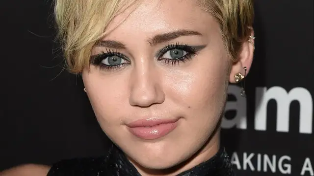 'Video thumbnail for Miley Cyrus' Most Inappropriate Outfits That We'll Never Forget'
