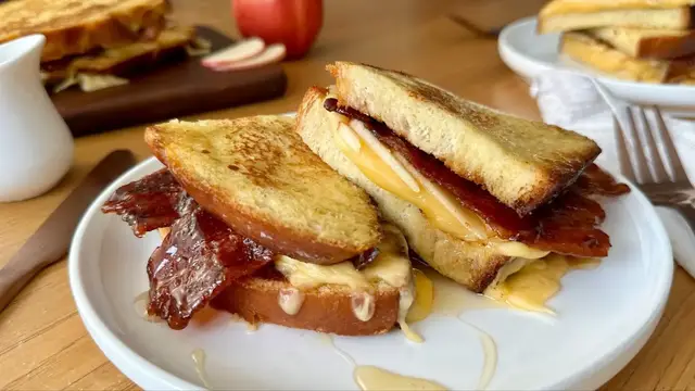 Video thumbnail for Sweet And Spicy French Toast Breakfast Sandwich Recipe