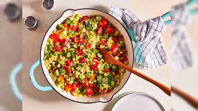 Video thumbnail for Fresh and Easy Succotash