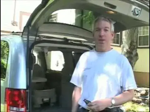 Video thumbnail for 2008-2010 Chrysler and Dodge minivans: Allpar car review / road test