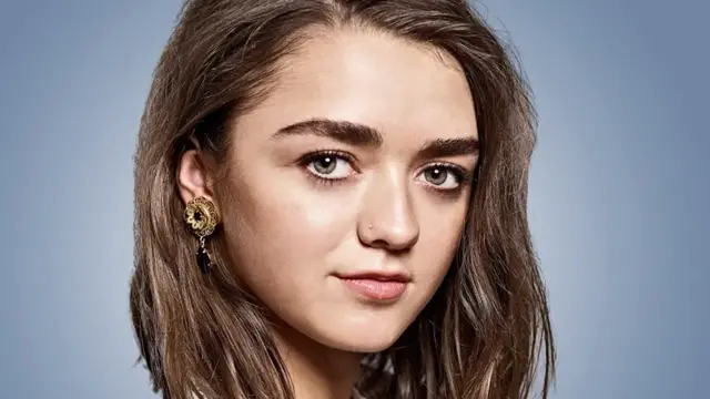 'Video thumbnail for Maisie Williams' Head-Turning Transformation'