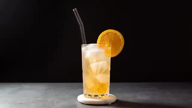 Video thumbnail for Sherry Cobbler Cocktail Recipe
