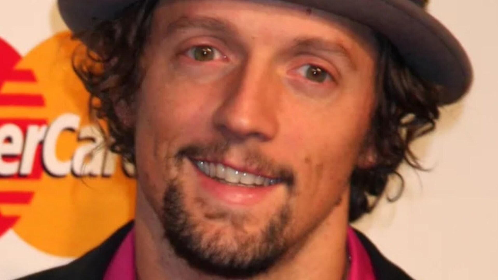 Video thumbnail for Why You Don't Hear Much From Jason Mraz Anymore