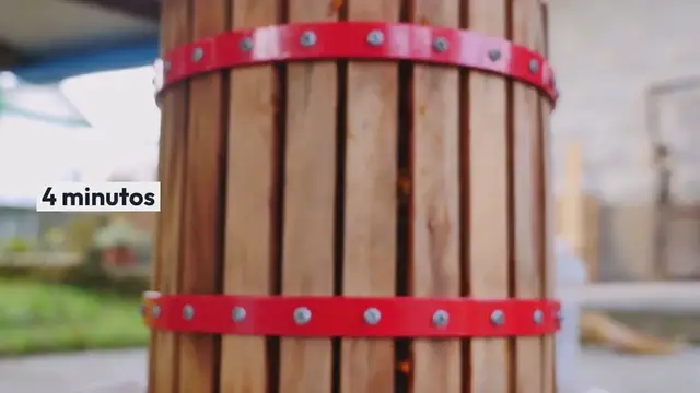 Video thumbnail for 5 curiosos usos del vinagre de manzana que te gustará conocer