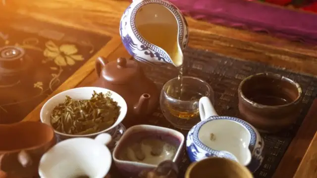 Video thumbnail for Signs You're In A Great Chinese Restaurant