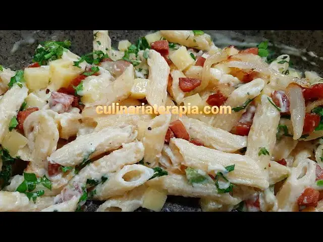 Video thumbnail for MACARRÃO com Linguiça AGORA EU SÓ FAÇO ASSIM @Culinariaterapia