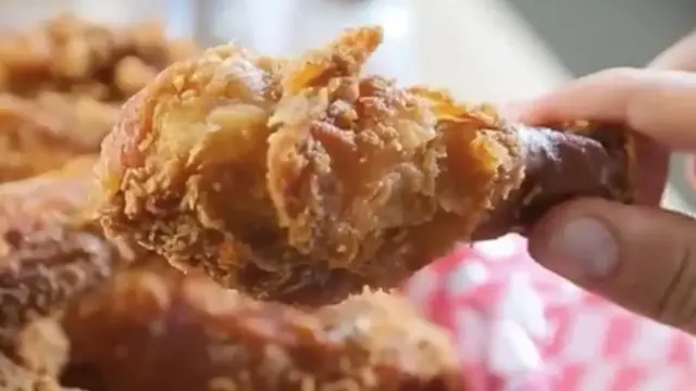 Video thumbnail for The Best Fried Chicken Featured On Diners, Drive-Ins, And Dives