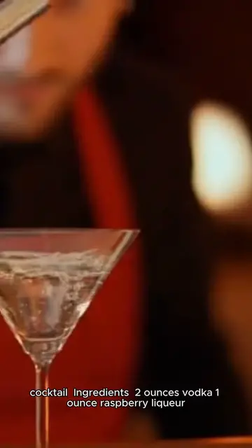 Video thumbnail for french martini recipe