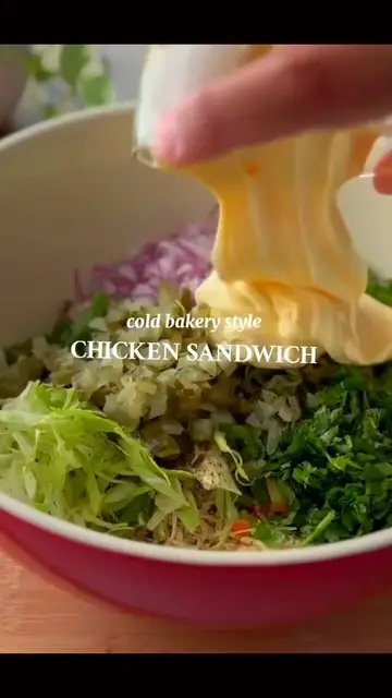 Video thumbnail for Chicken Sandwich