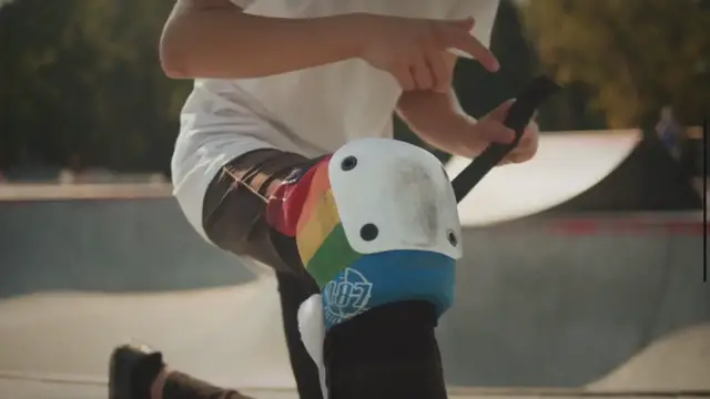 'Video thumbnail for Fun Knee Scooter Accessories'