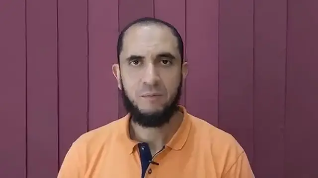 Video thumbnail for هل من صلى في بيته منفردًا بدون عذر عليه إثم؟ | فتوى الشيخ أحمد رجب