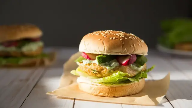 'Video thumbnail for Cilantro-Lime Tilapia Burgers Recipe'