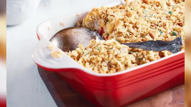 Video thumbnail for Foods From The 1950s That Are Weirdly Making A Comeback
