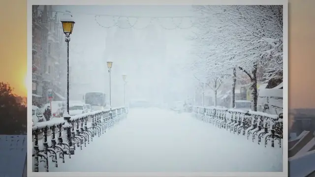 Video thumbnail for ❄️ Merveilles hivernales du Canada : Ski, aurores boréales et festivals de glace !