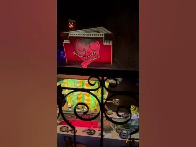 Video thumbnail for Haunted Mansion Holiday Opened Early!