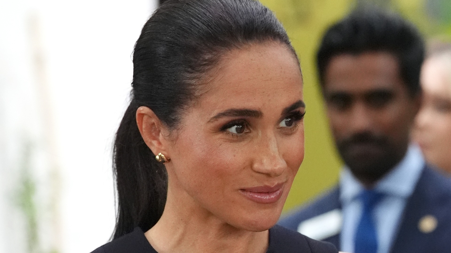 Video thumbnail for Meghan Markle's Australia Outfits Are Getting Attention For All The Wrong Reasons