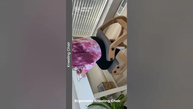 Video thumbnail for Ergonomic Kneeling Chair | Office Chair #shorts