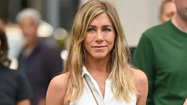 'Video thumbnail for The Difficult Path Of Jennifer Aniston's Life'