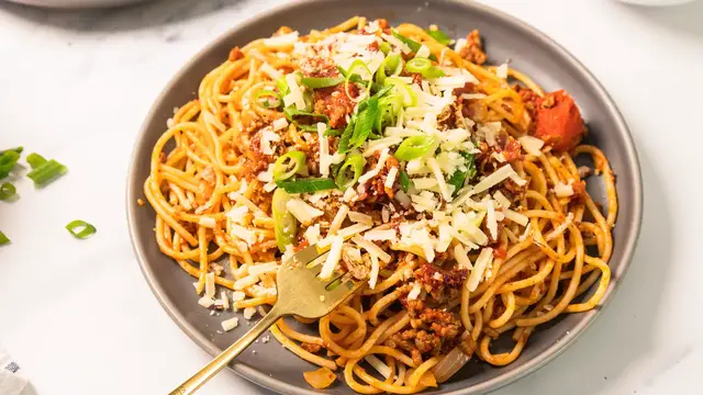 Video thumbnail for Bourbon-Infused Cowboy Spaghetti Recipe