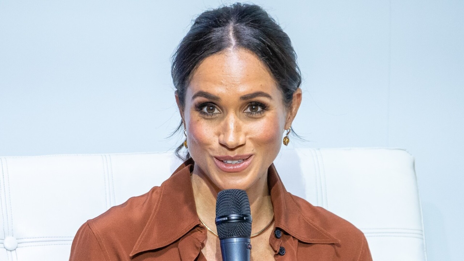 Video thumbnail for People Are Losing It Over Meghan Markle's Wardrobe On Her New Netflix Show