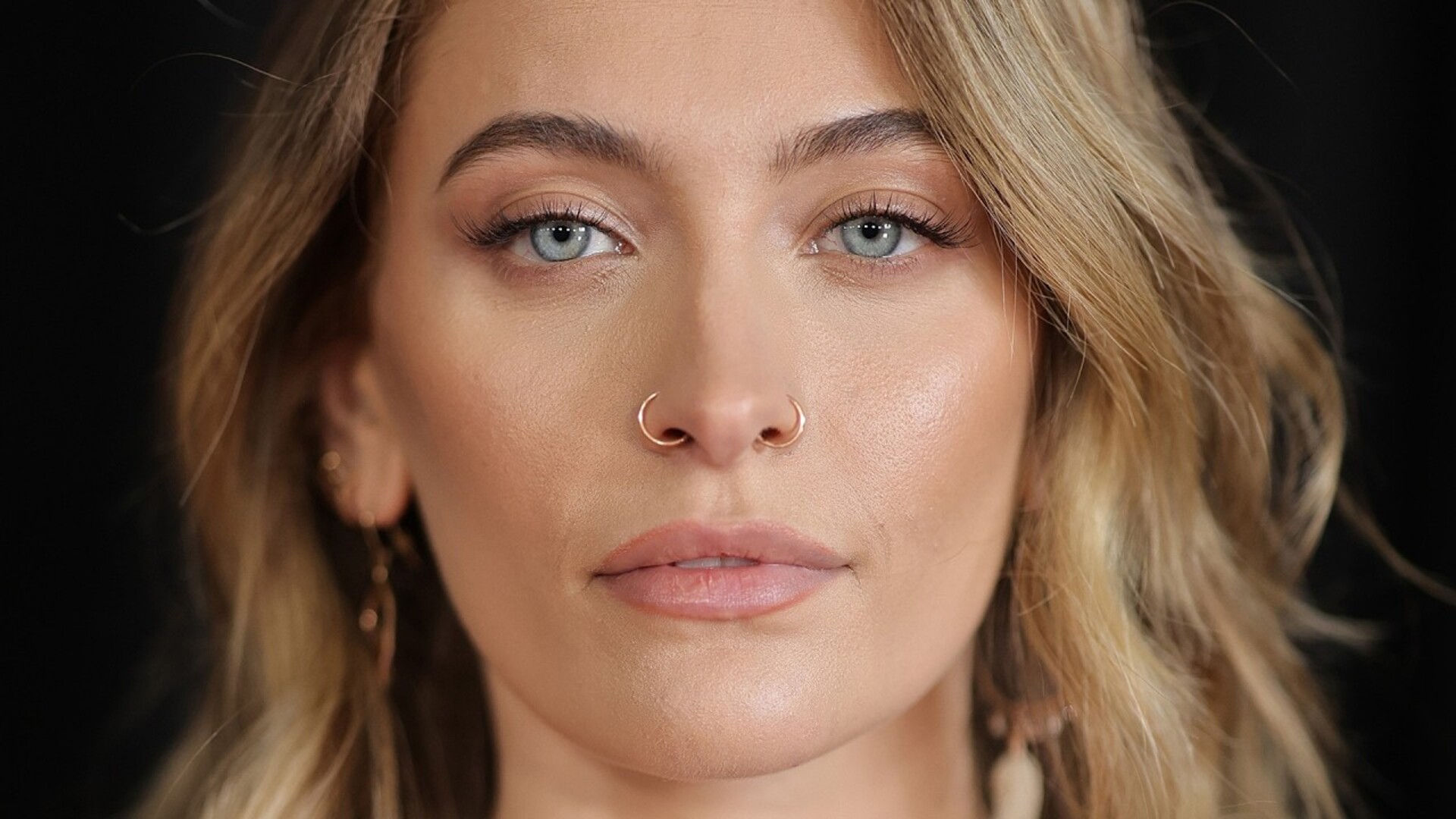 Video thumbnail for Paris Jackson's Gorgeous Style Transformation