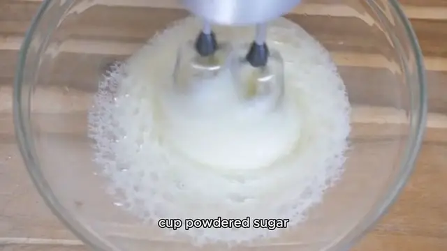 Video thumbnail for Mexican Wedding Cookies Recipe