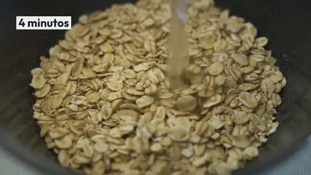 Video thumbnail for Agua de avena para adelgazar, reducir el colesterol y controlar la diabetes