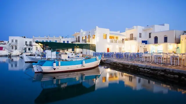 Video thumbnail for Paros vs  Naxos: video blog