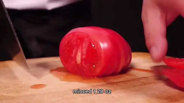 'Video thumbnail for authentic lasagna recipe'