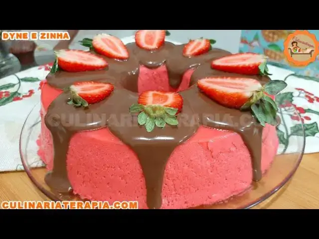 Video thumbnail for 🍓PUDIM DE MORANGO COM COBERTURA DE GANACHE - RECEITA FÁCIL E ECONÔMICA
