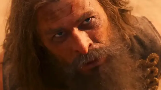 Video thumbnail for Why These Chris Hemsworth Movies Bombed At The Box Office