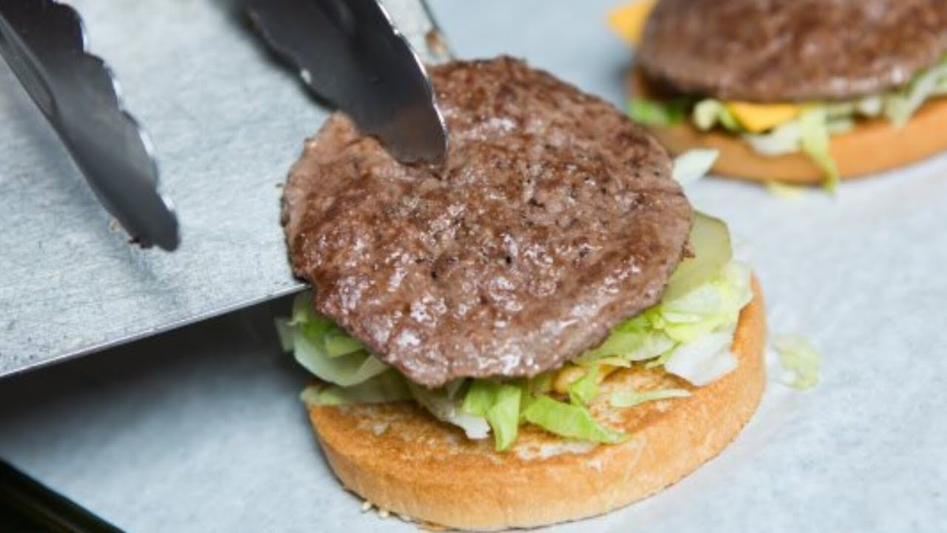 Video thumbnail for Horrifying Fast Food Worker Confessions