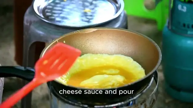 'Video thumbnail for Ritz Cracker Chicken Casserole'