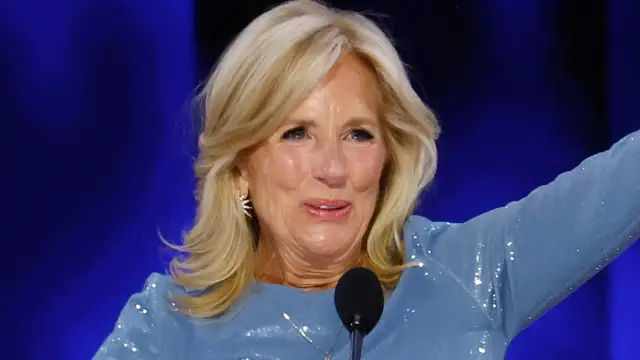 Video thumbnail for Embarrassingly Inappropriate First Lady Outfits We Can't Forget