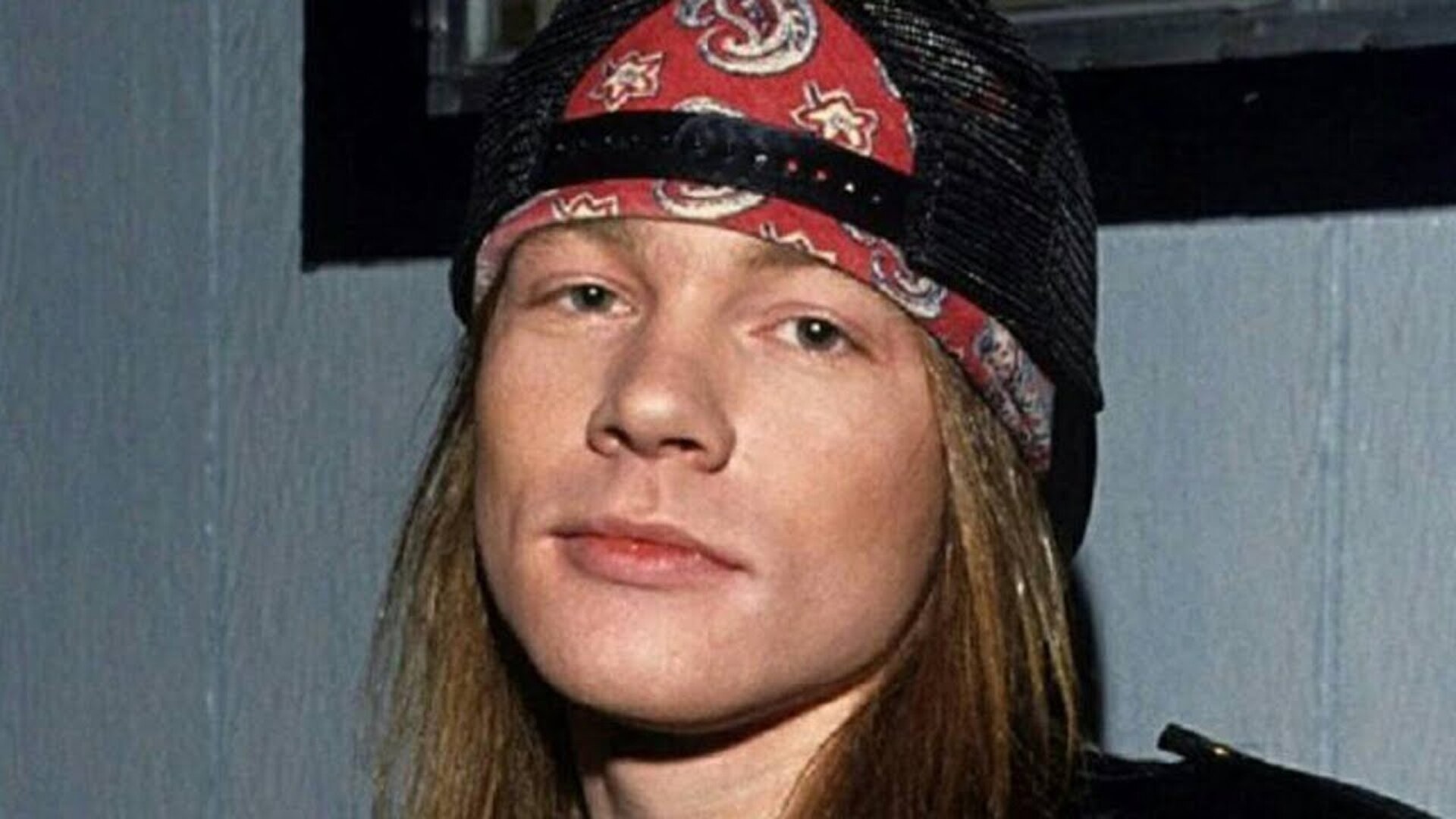 Video thumbnail for The Tragic Real-Life Story Of Axl Rose