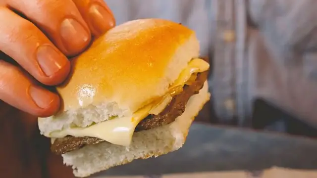 Video thumbnail for Why So Many People Can't Stand White Castle