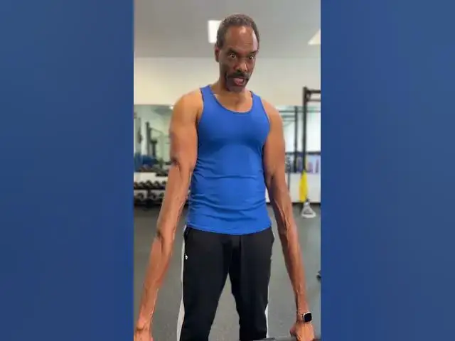 Video thumbnail for Perfect Form Until His Arm Gave Out #gym #deadlift #ouch #comedy