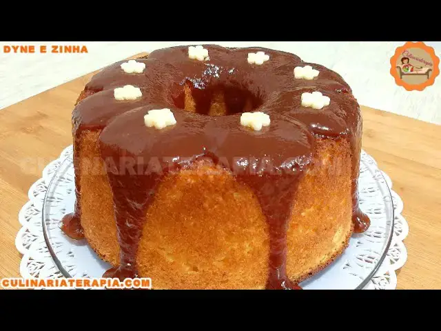 Video thumbnail for Bolo de Fubá com Queijo e Cobertura de Goiabada - Culinária Terapia por Dyne e Zinha