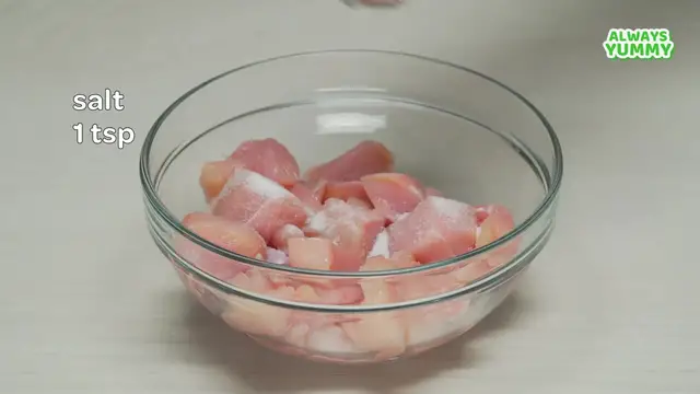 'Video thumbnail for Homemade CHICKEN CURRY In Coconut Milk – Indian Cuisine. Recipe by Always Yummy (720P HD)'