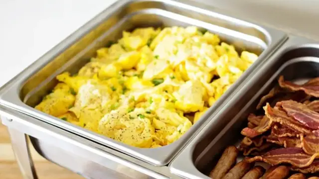 'Video thumbnail for 6 Best And 6 Worst Foods To Eat At A Breakfast Buffet'
