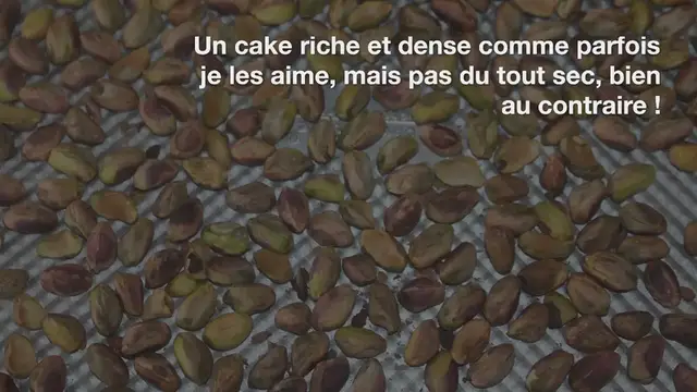Video thumbnail for CAKE SEMOULE, PISTACHE ET ZESTE D’ORANGE
