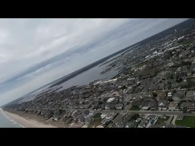 Video thumbnail for A Fun Flight Over the Ocean