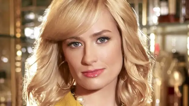 'Video thumbnail for The Truth About The Girl Who Played Caroline On 2 Broke Girls'