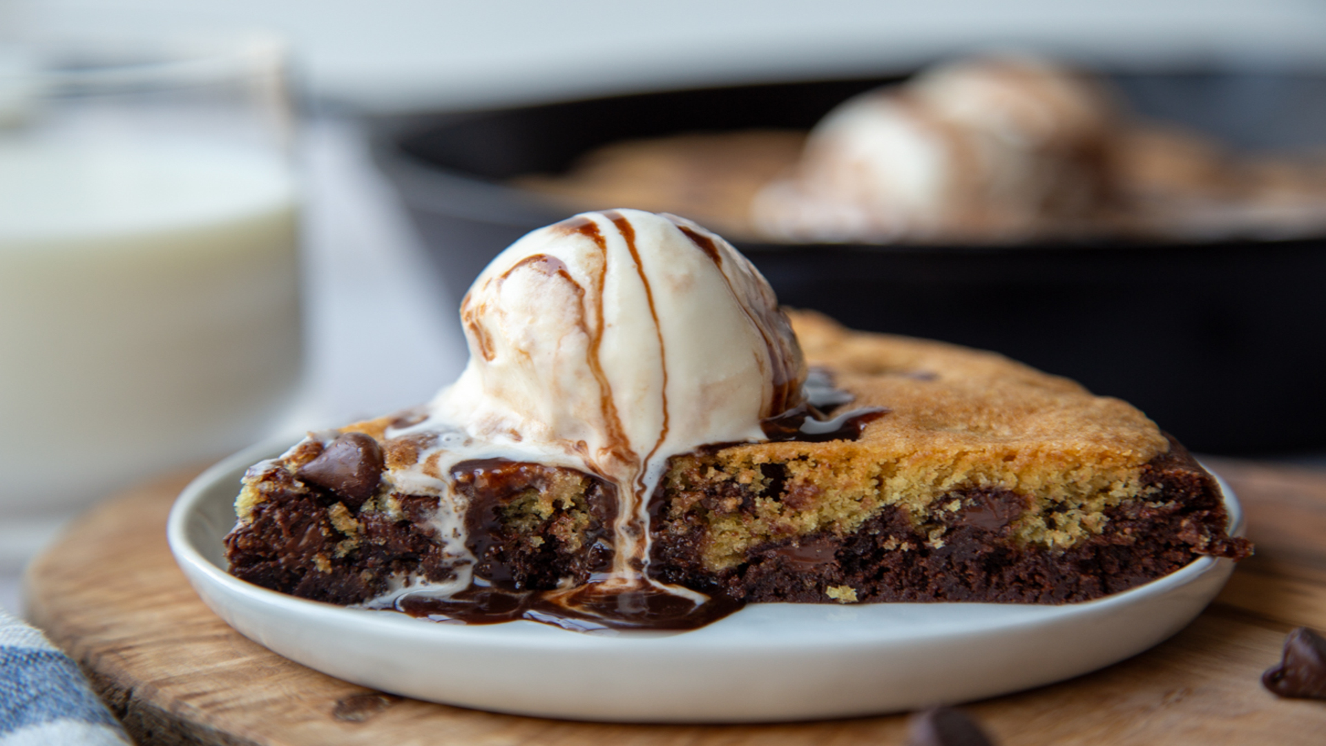 Video thumbnail for Brookie Pizookie Recipe