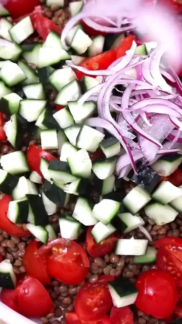 Video thumbnail for 5 Easy Salad Recipes (1920p_50fps_H264-128kbit_AAC)