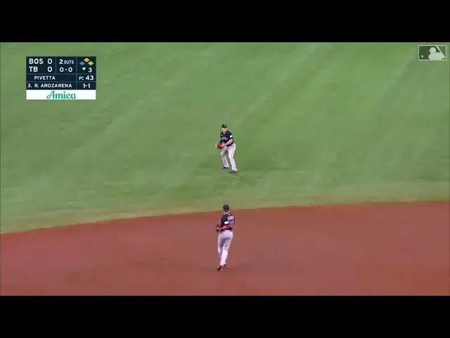 'Video thumbnail for Rob Refsnyder MAKES a SMOOTH Sliding Catch in the Outfield! | Boston Red Sox | 4/10/2023'